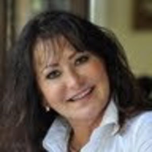 Meet your Posher, Jeanne